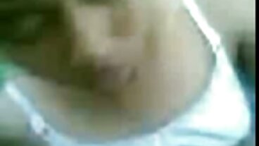 বাবিটার সিটার মিসেস সিংহ এবং তার চোদা চুদি চোদা চুদি ম্যানে বসের সাথে এফএফএম রয়েছে